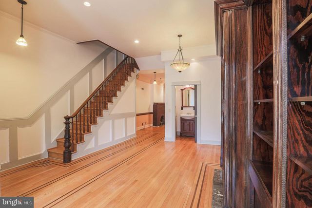 1524 S CHARLES ST, Baltimore, MD 21230