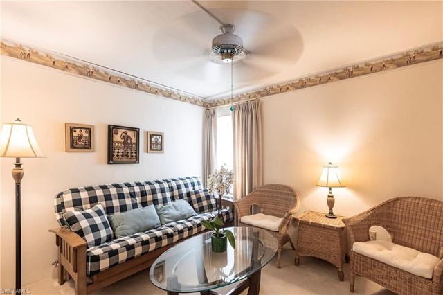 5665 Trailwinds DR # 615, Fort Myers, FL 33907