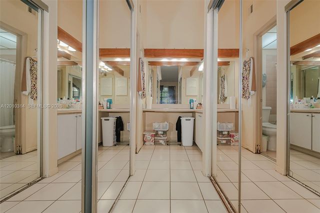 6745 NW 192nd Ln, Hialeah, FL 33015