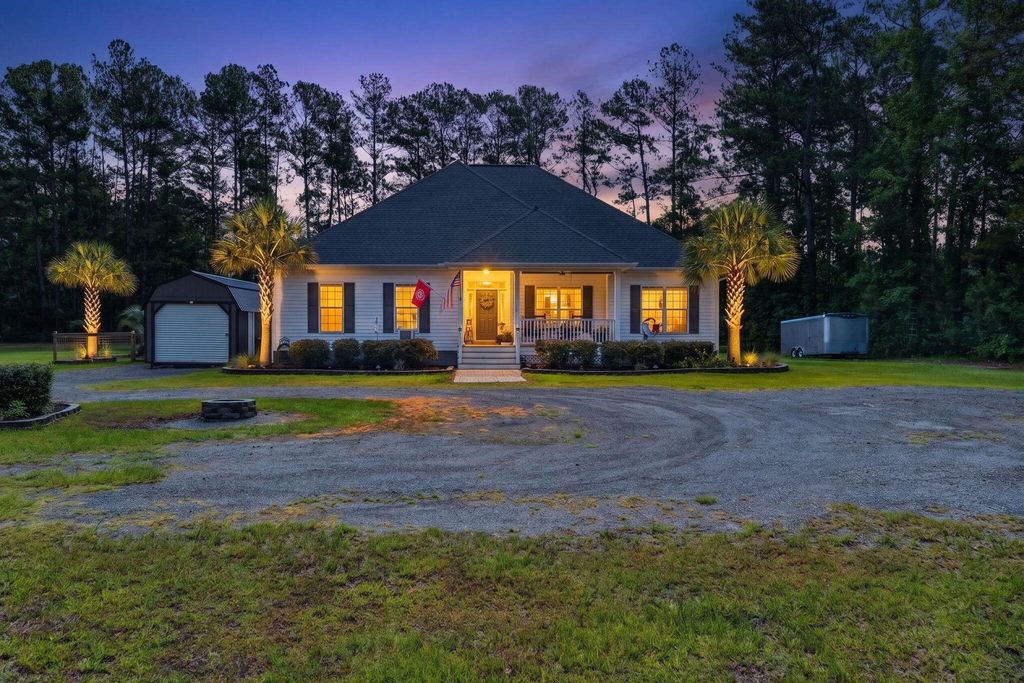 1321 Canady Branch Road, Bonneau, SC 29431