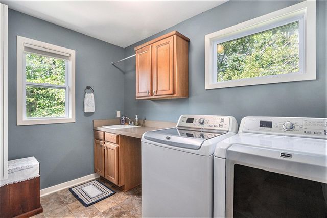 3560 Woodfield Court, Hamilton, MI 49419