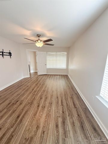 161 Mirabelle Cir, Pensacola, FL 32514