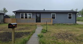 106 SE Oak Street, Greenfield, IA 50849