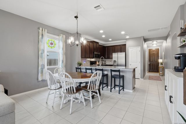10427 Bulwark Peak, Converse, TX 78109