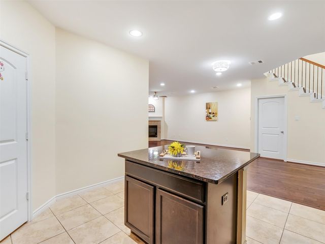 7923 Ashford Trace Drive, Houston, TX 77072