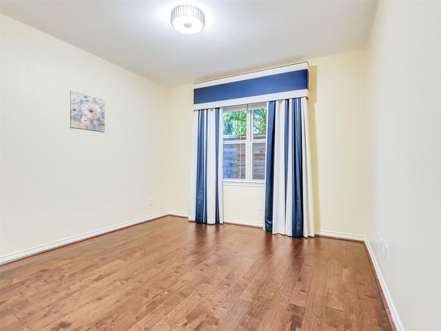 7923 Ashford Trace Drive, Houston, TX 77072
