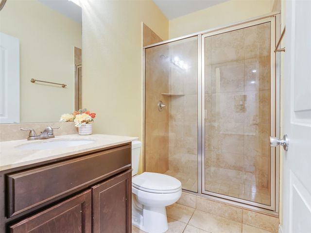 7923 Ashford Trace Drive, Houston, TX 77072
