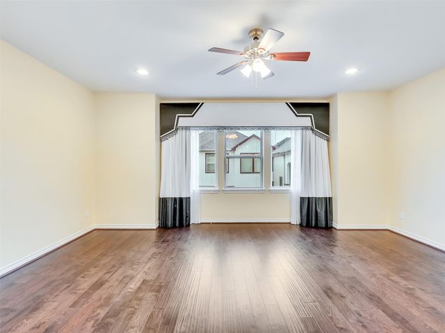 7923 Ashford Trace Drive, Houston, TX 77072