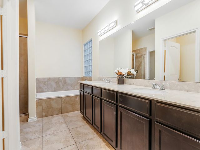 7923 Ashford Trace Drive, Houston, TX 77072