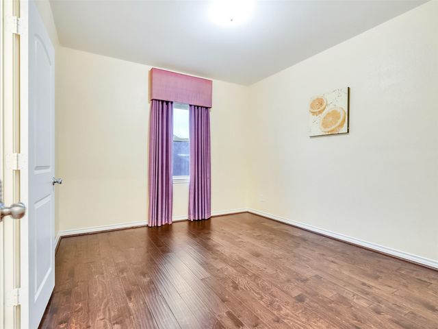 7923 Ashford Trace Drive, Houston, TX 77072