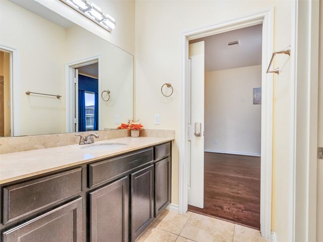 7923 Ashford Trace Drive, Houston, TX 77072