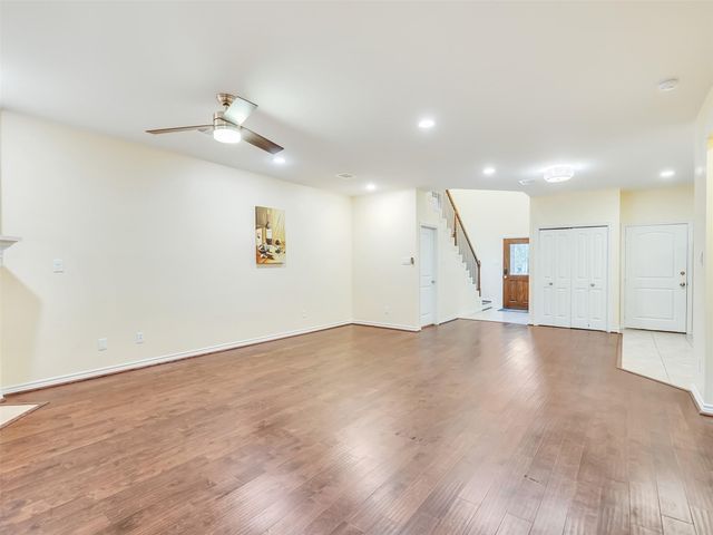 7923 Ashford Trace Drive, Houston, TX 77072