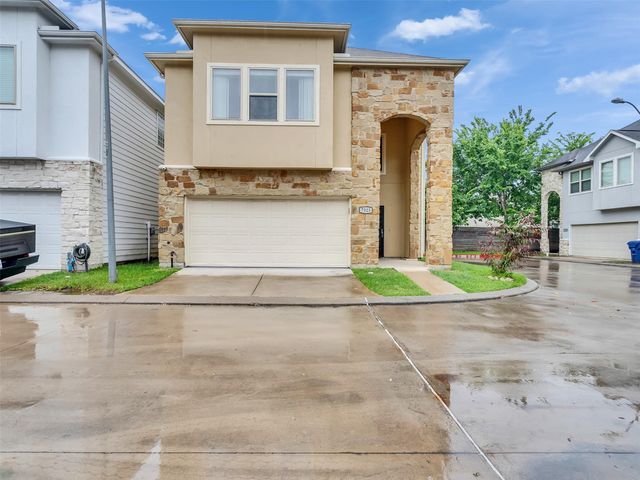 7923 Ashford Trace Drive, Houston, TX 77072