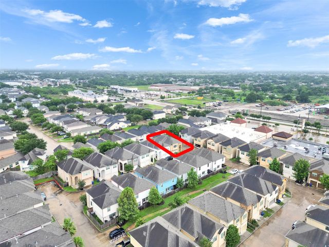 7923 Ashford Trace Drive, Houston, TX 77072
