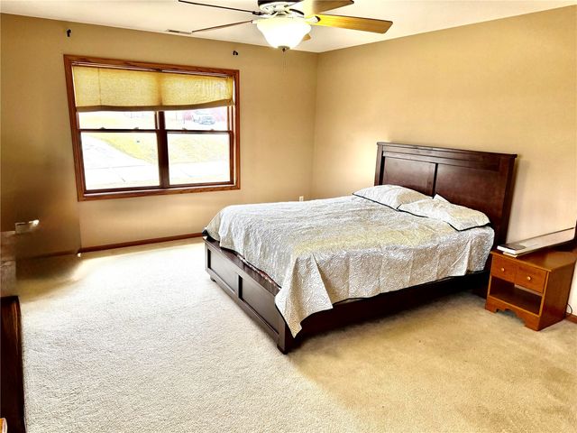 1164 Kyle Drive NE, Iowa City, IA 52240