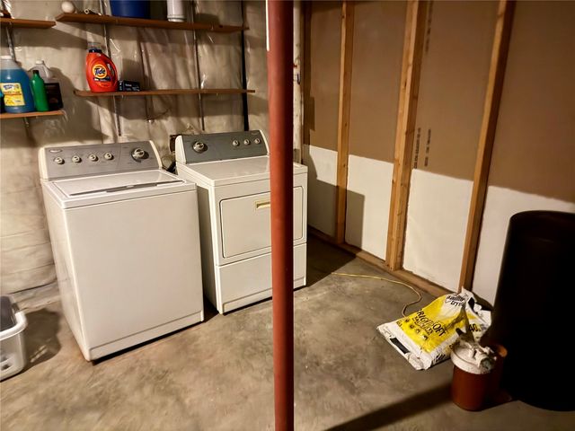 1164 Kyle Drive NE, Iowa City, IA 52240