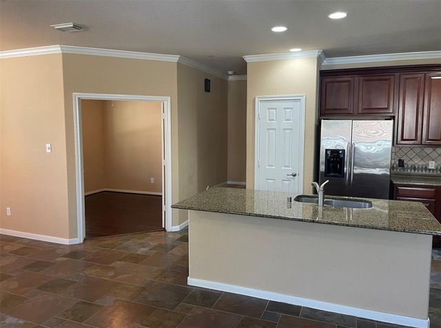 15 Innerwoods Place, The Woodlands, TX 77382