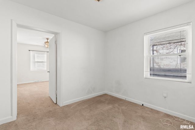 2029 S WALNUT Street, Springfield, IL 62704