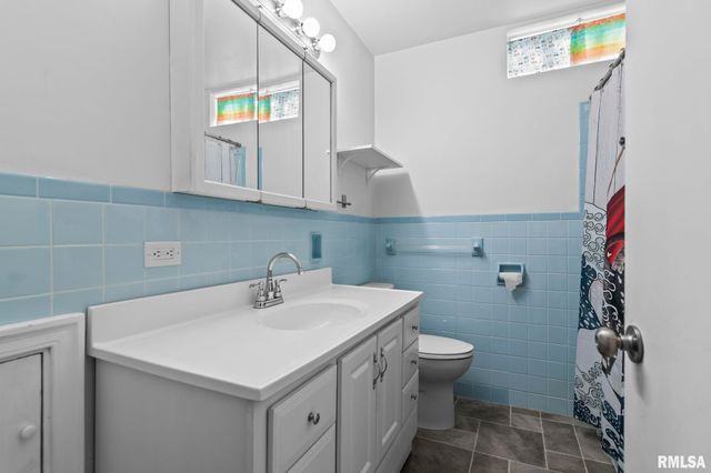 2029 S WALNUT Street, Springfield, IL 62704