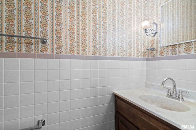 2029 S WALNUT Street, Springfield, IL 62704