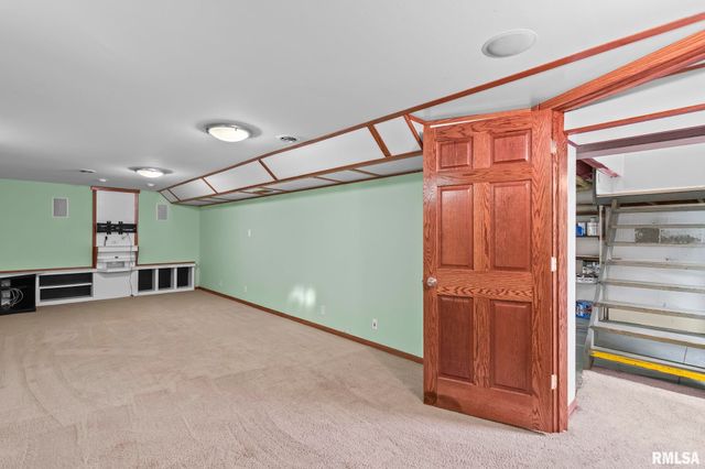 2029 S WALNUT Street, Springfield, IL 62704