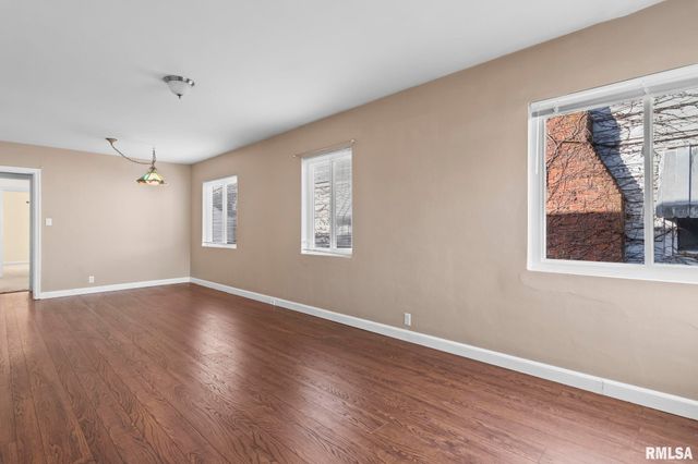 2029 S WALNUT Street, Springfield, IL 62704