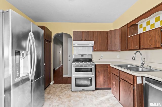 2029 S WALNUT Street, Springfield, IL 62704