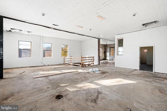 1621 N HOWARD ST, Philadelphia, PA 19122