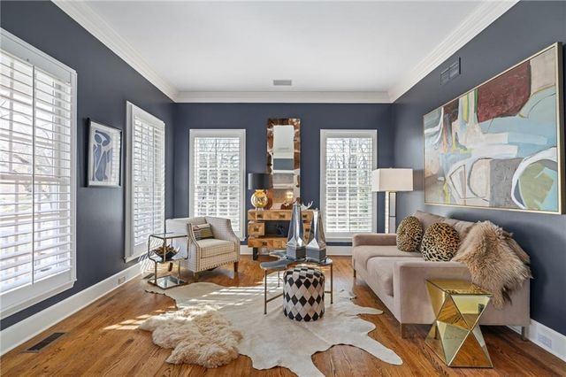 10730 S Cedar Niles Circle, Olathe, KS 66061