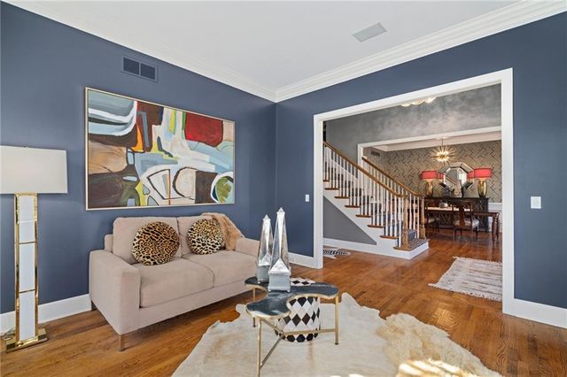 10730 S Cedar Niles Circle, Olathe, KS 66061