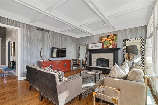 10730 S Cedar Niles Circle, Olathe, KS 66061