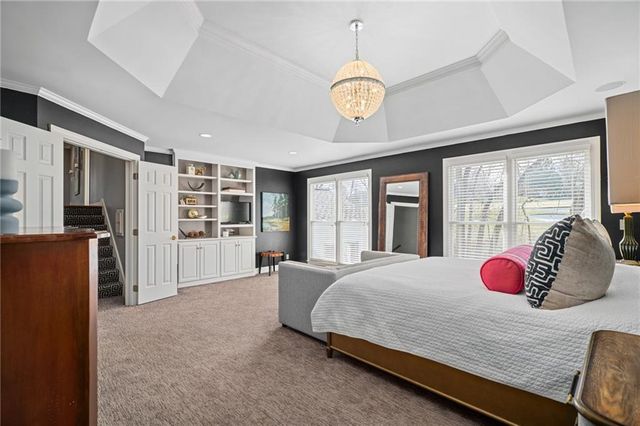 10730 S Cedar Niles Circle, Olathe, KS 66061