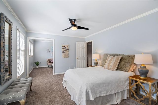 10730 S Cedar Niles Circle, Olathe, KS 66061