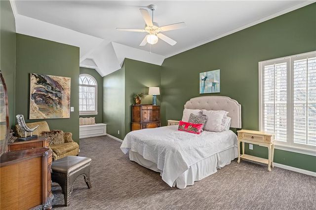 10730 S Cedar Niles Circle, Olathe, KS 66061