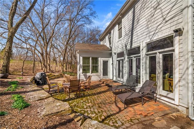 10730 S Cedar Niles Circle, Olathe, KS 66061