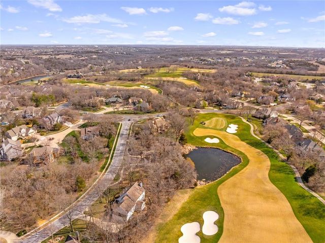 10730 S Cedar Niles Circle, Olathe, KS 66061