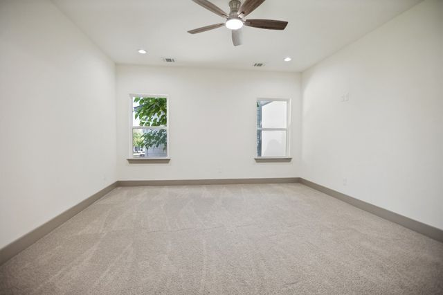 2422 Starks Avenue, Dallas, TX 75215
