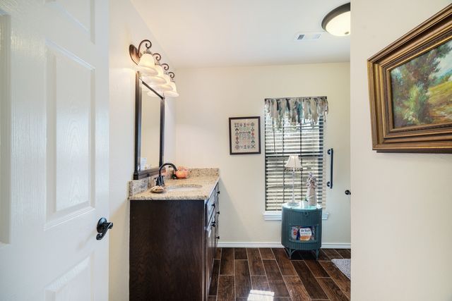 1431 County Road 44480, Paris, TX 75462