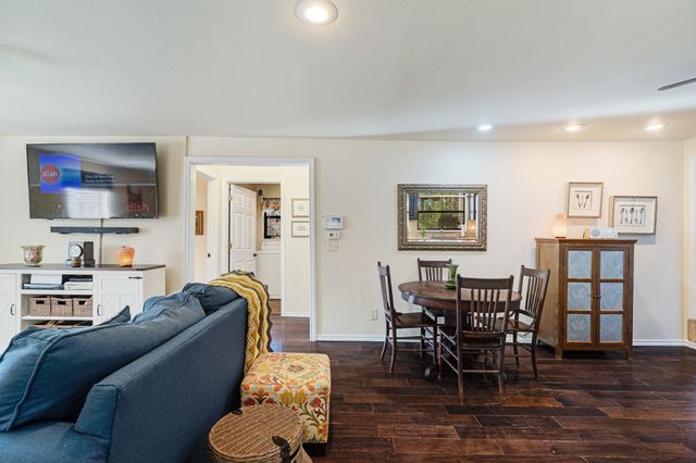 1431 County Road 44480, Paris, TX 75462