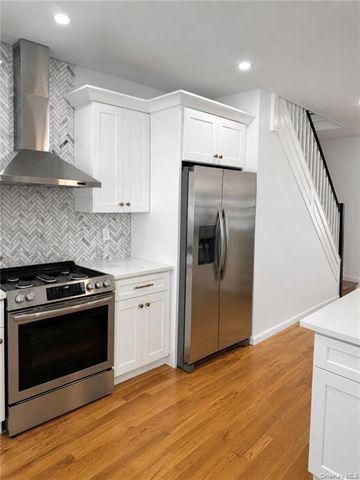 214 E 38th Street, Brooklyn, NY 11203