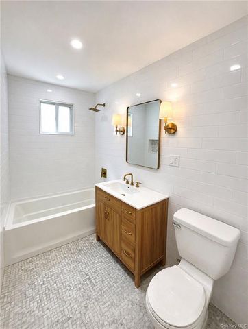 214 E 38th Street, Brooklyn, NY 11203