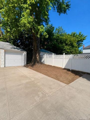 214 E 38th Street, Brooklyn, NY 11203