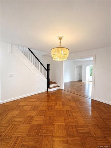 214 E 38th Street, Brooklyn, NY 11203