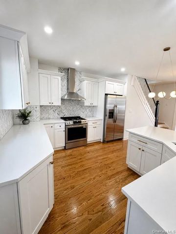 214 E 38th Street, Brooklyn, NY 11203
