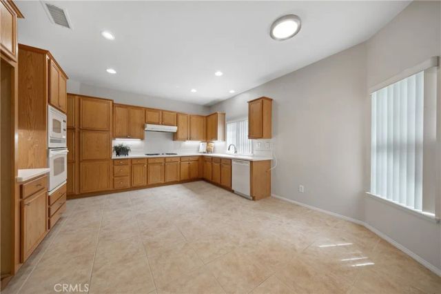 24177 CALLE ARTINO, Murrieta, CA 92562