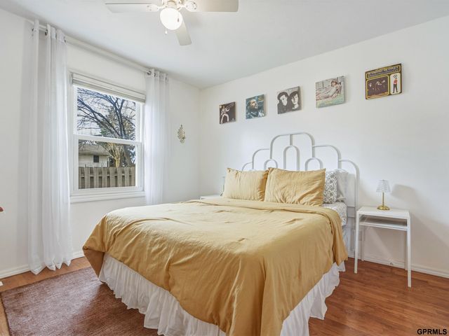 7352 S 72 Avenue, Omaha, NE 68128