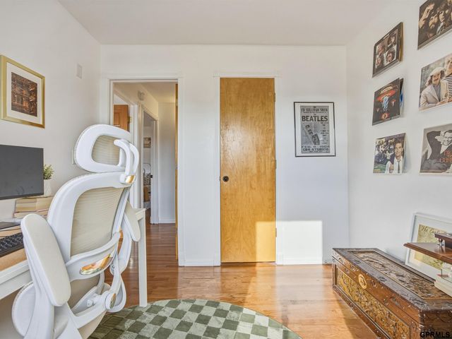 7352 S 72 Avenue, Omaha, NE 68128