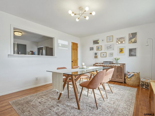 7352 S 72 Avenue, Omaha, NE 68128