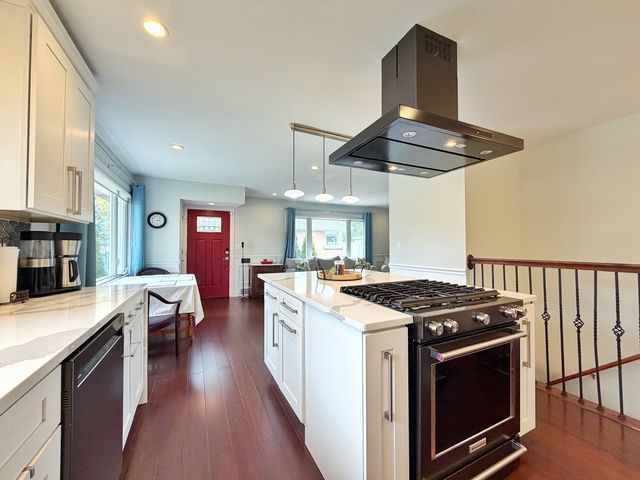 311 S Main Street, Mount Prospect, IL 60056