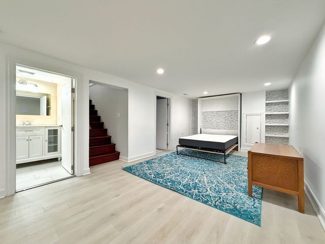 311 S Main Street, Mount Prospect, IL 60056